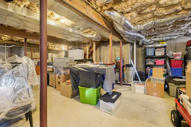 $799,999 | 6 Blue Jay Circle, Unit 2, Wakefield, MA 01880