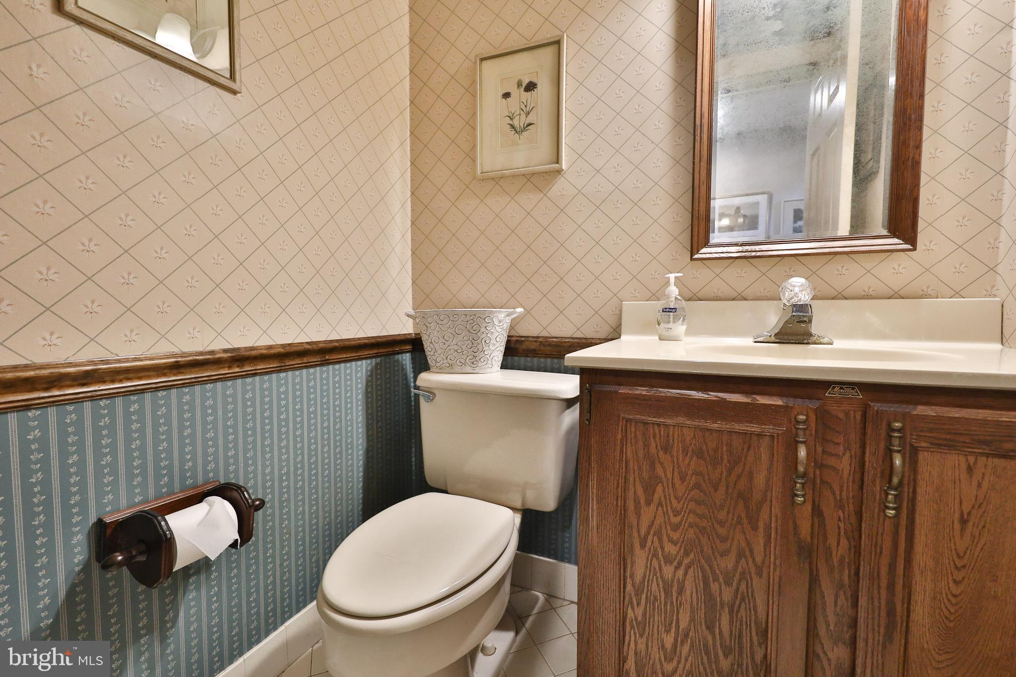 1039 Pinetown Road Fort Washington, PA 19034 - Photo 35 of 47 Gallery Image 35