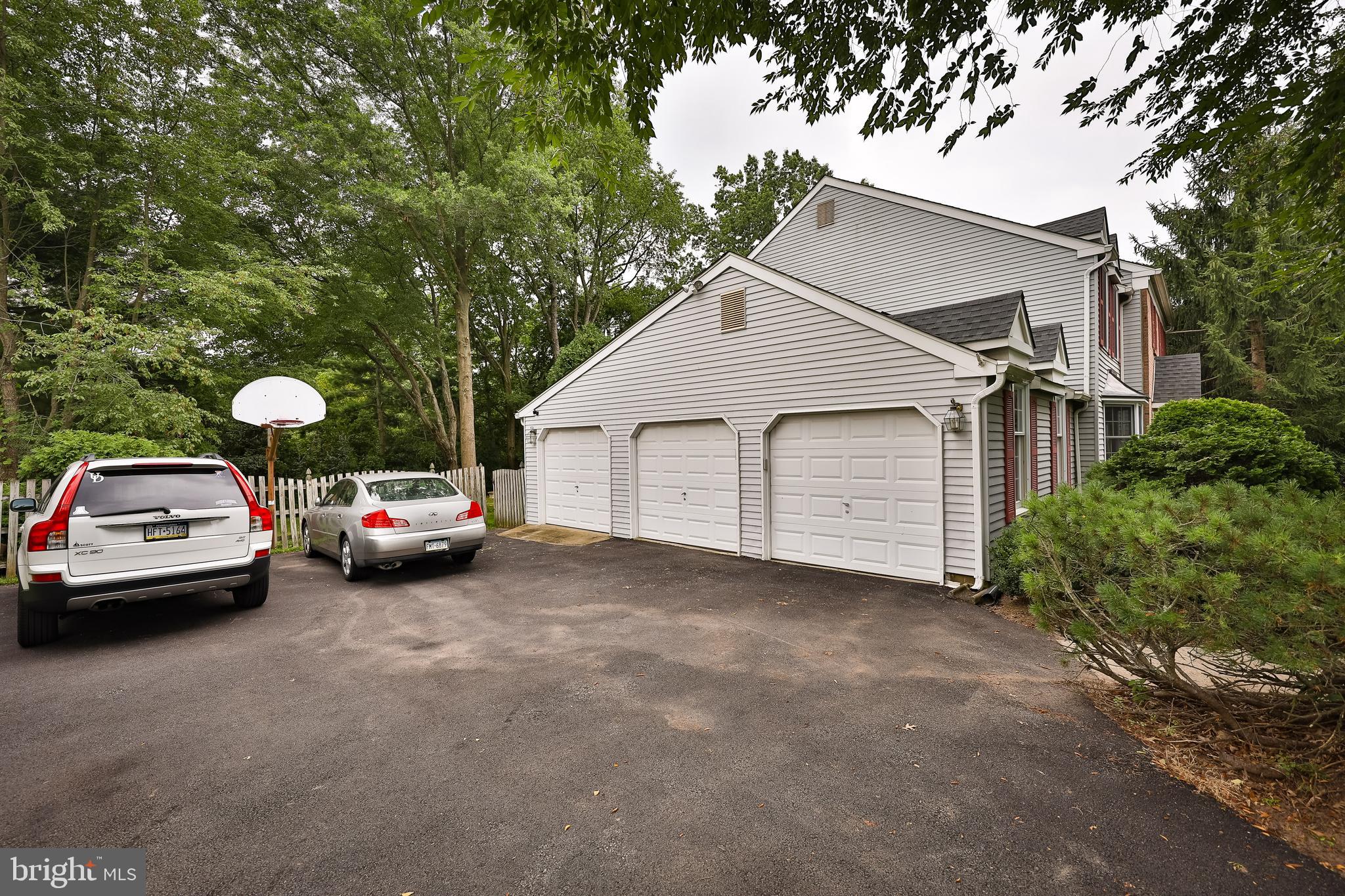 1039 Pinetown Road Fort Washington, PA 19034 - Photo 43 of 47 3 car garage