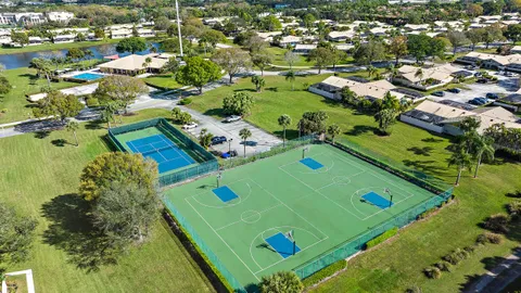 $360,000 | 5537 Eagle Lake Drive, Palm Beach Gardens, FL 33418