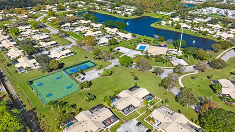 $360,000 | 5537 Eagle Lake Drive, Palm Beach Gardens, FL 33418