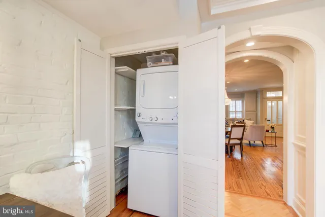 $1,100,000 | 129 E Street Southeast, Washington, DC 20003
