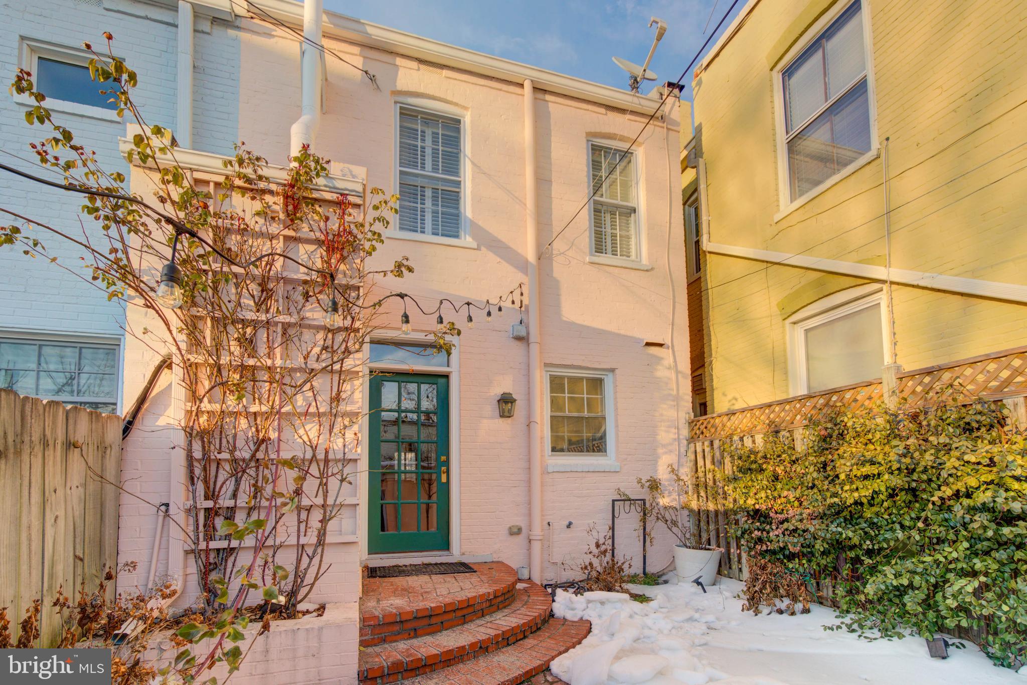 129 E Street Southeast Washington, DC 20003 - Photo 32 of 38