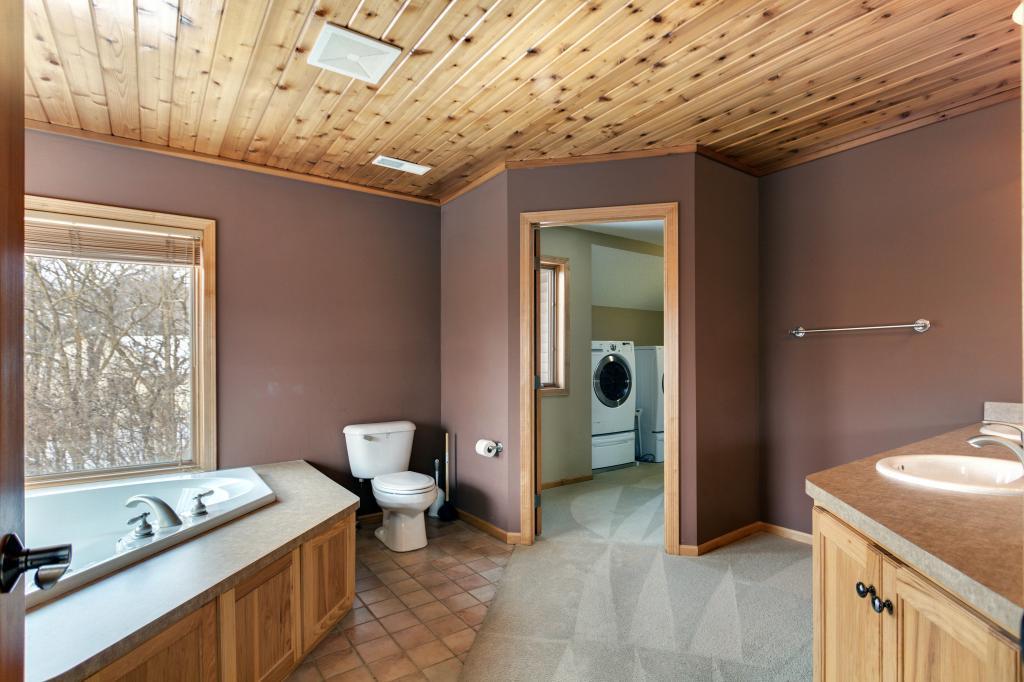 824 Hidden Lake Road Hudson, WI 54016 - Photo 20 of 29 Gallery Image 20
