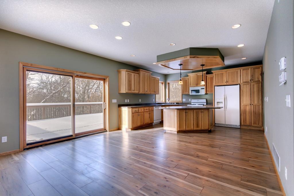 824 Hidden Lake Road Hudson, WI 54016 - Photo 3 of 29 Gallery Image 3