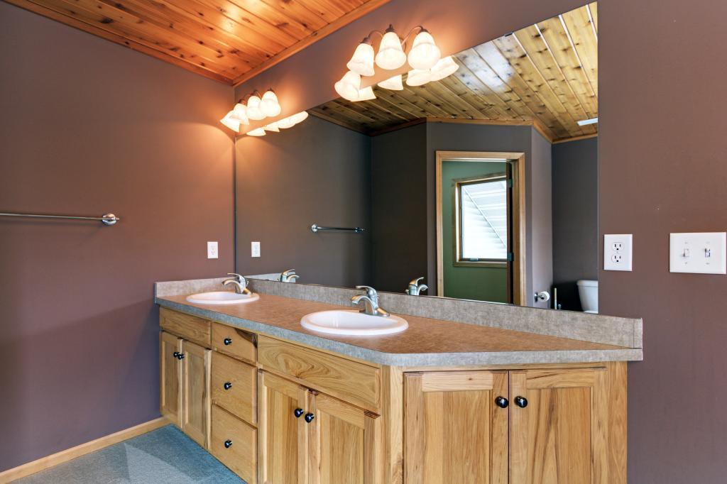 824 Hidden Lake Road Hudson, WI 54016 - Photo 22 of 29 Gallery Image 22