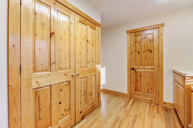 605 North Loafer Canyon Road Elk Ridge, UT 84651 - Photo 22 of 53 mudroom area