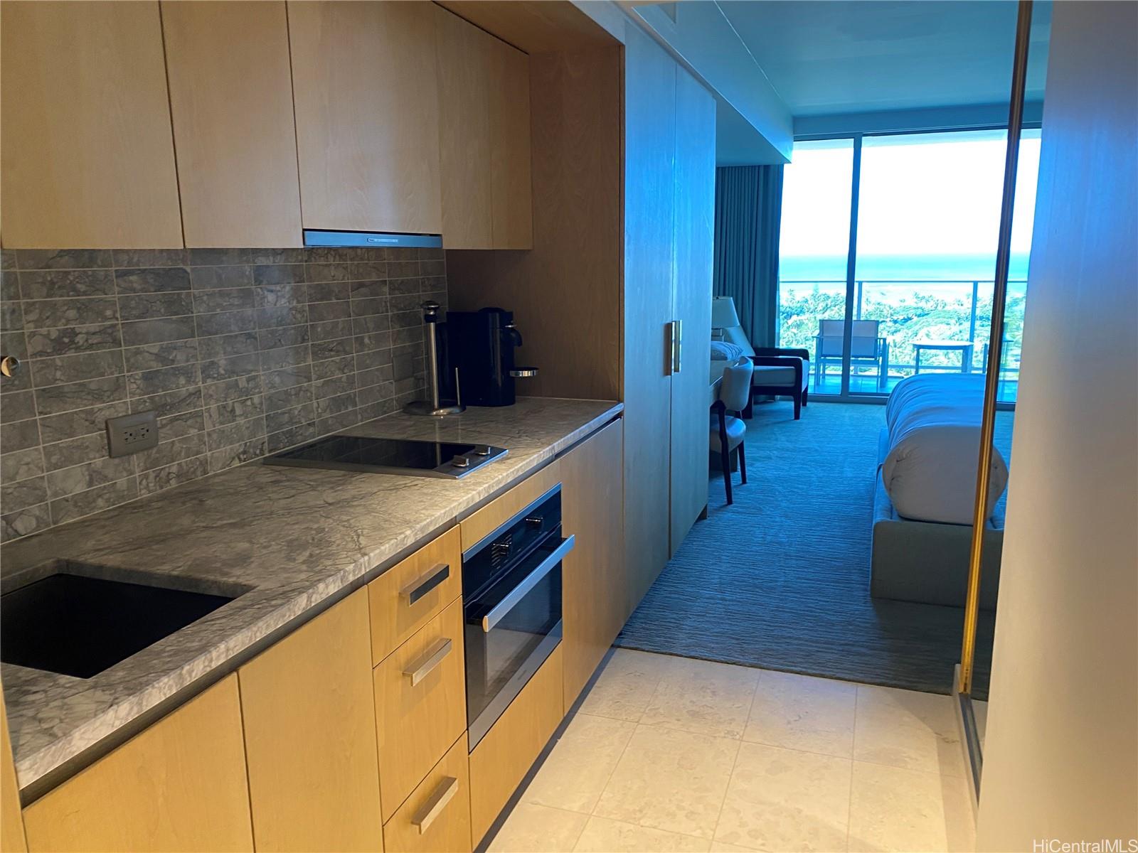 383 Kalaimoku Street, Unit 1803 Honolulu, HI 96815 - Photo 4 of 21