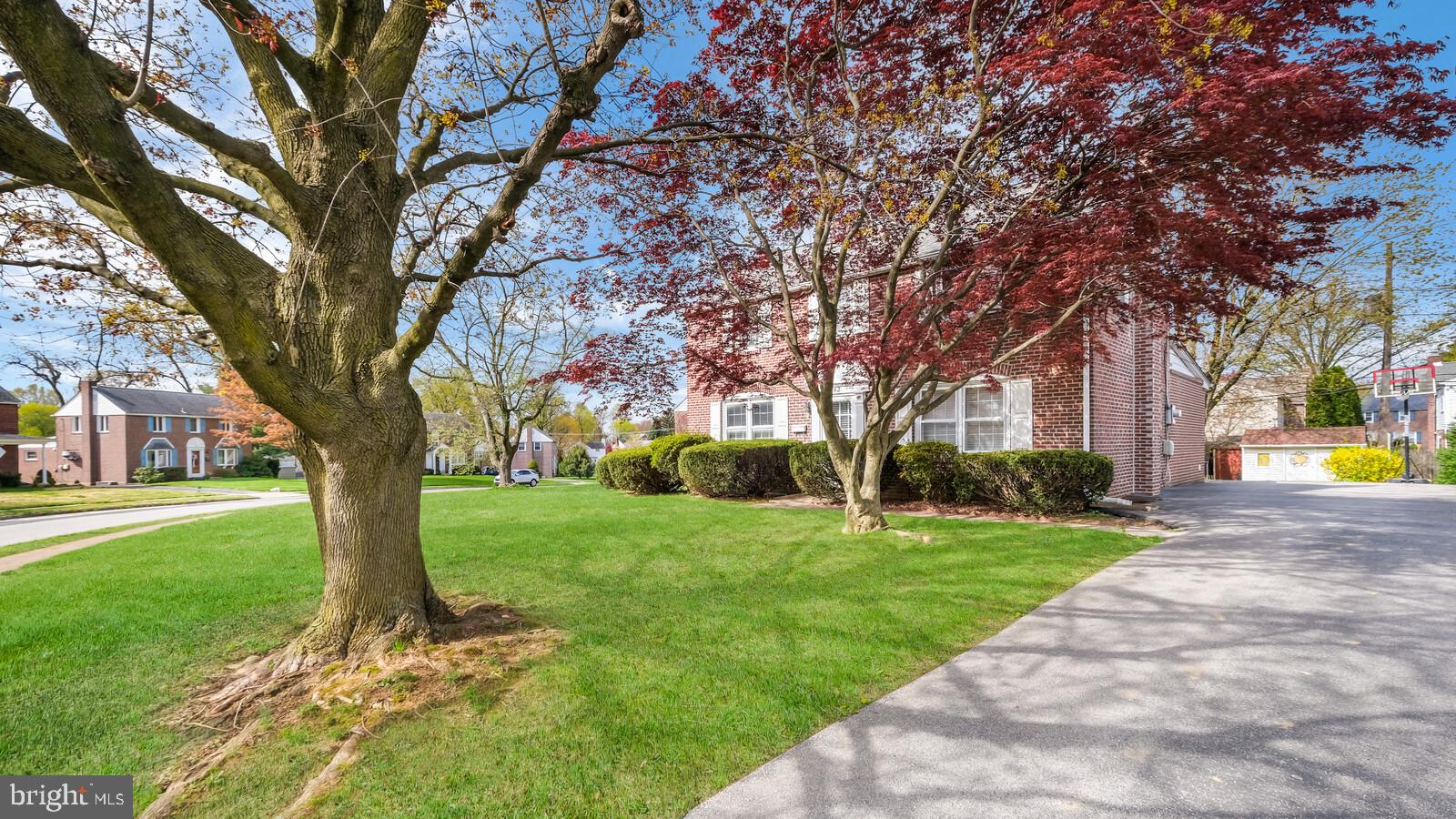 42 Nield Road Springfield, PA 19064 - Photo 3 of 36