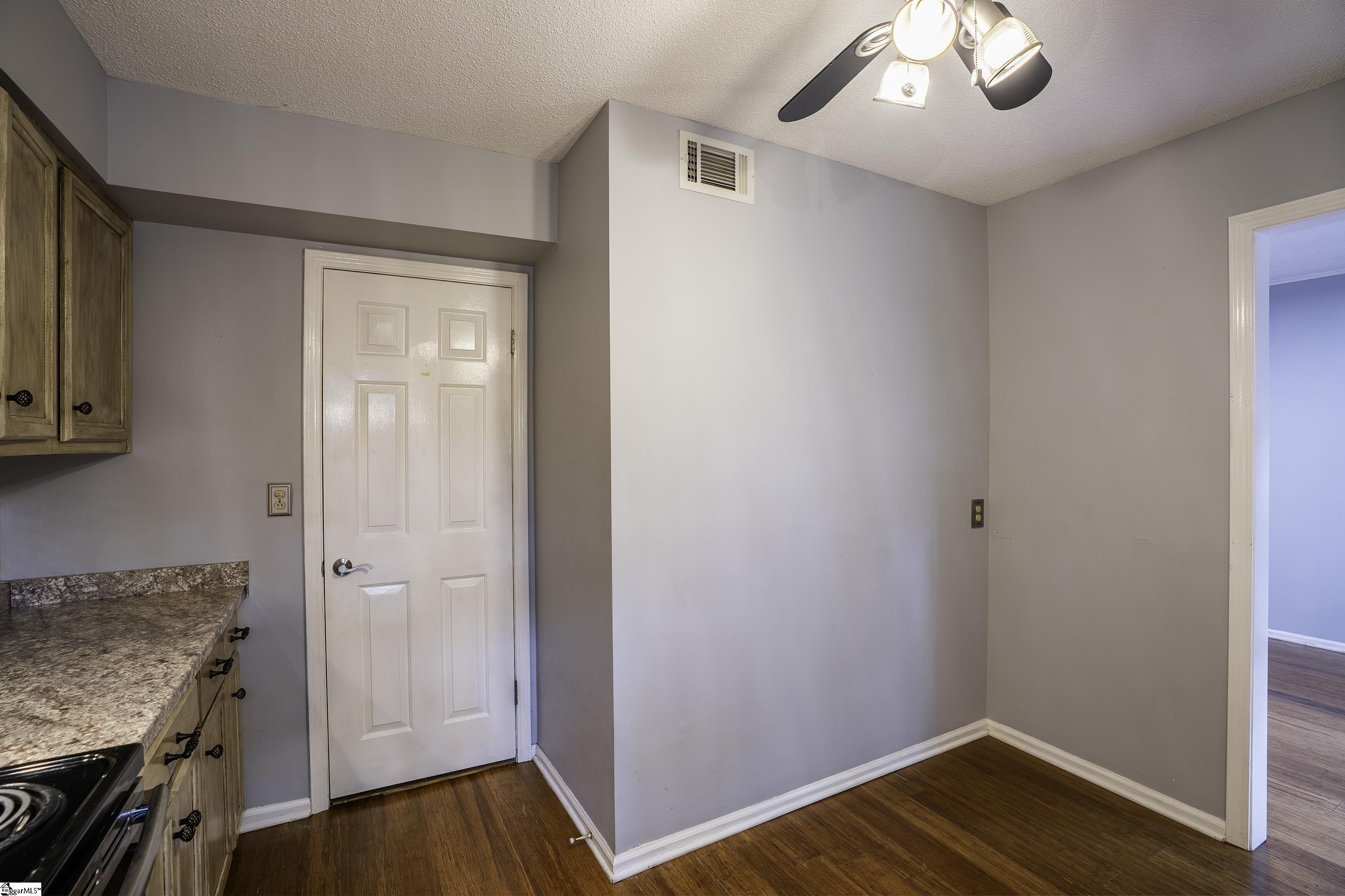 710 Hunts Bridge Road, Unit 16 Greenville, SC 29617 - Photo 13 of 38