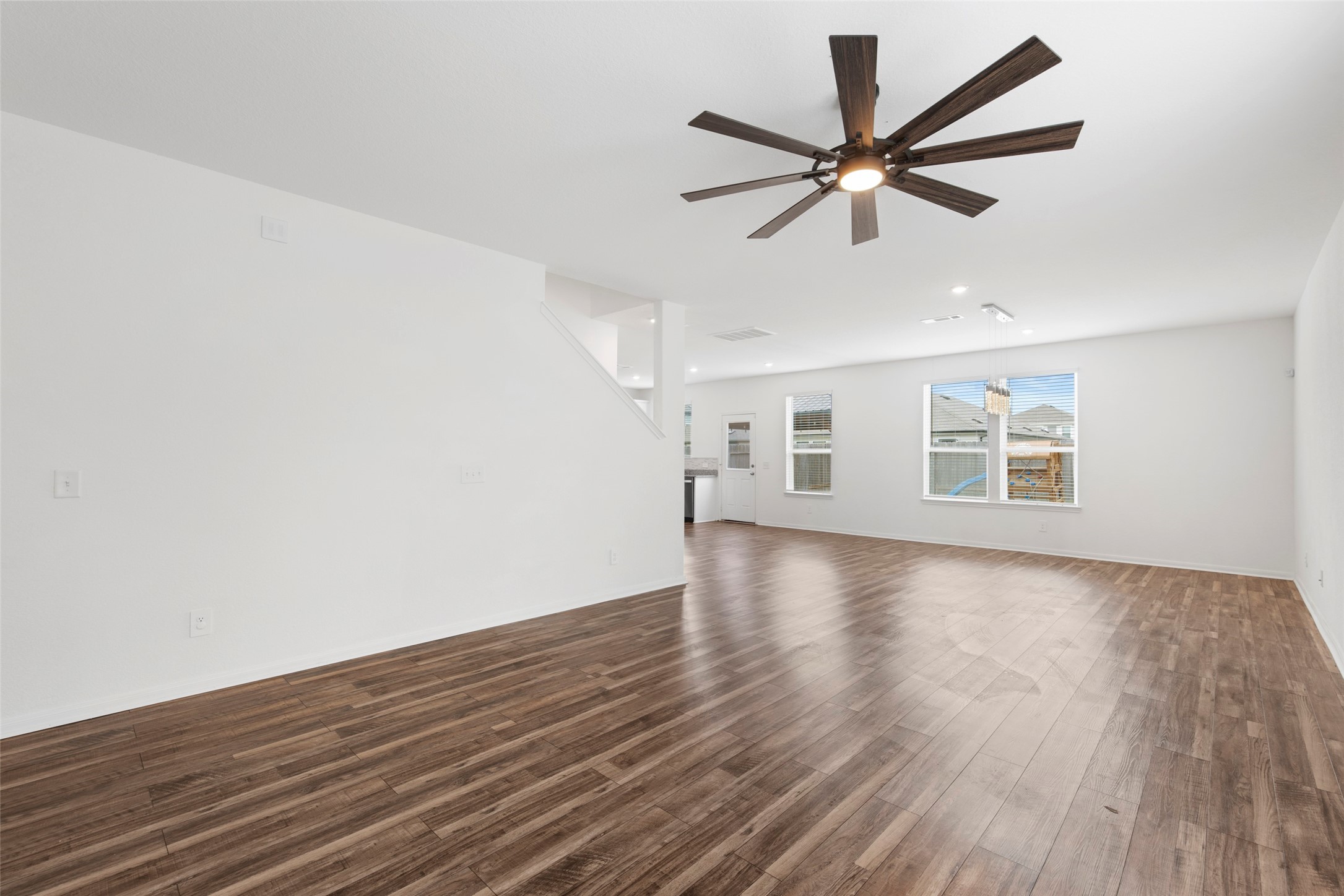 5730 Finely Run St Spring Spring, TX 77373 - Photo 10 of 35 Gallery Image 10