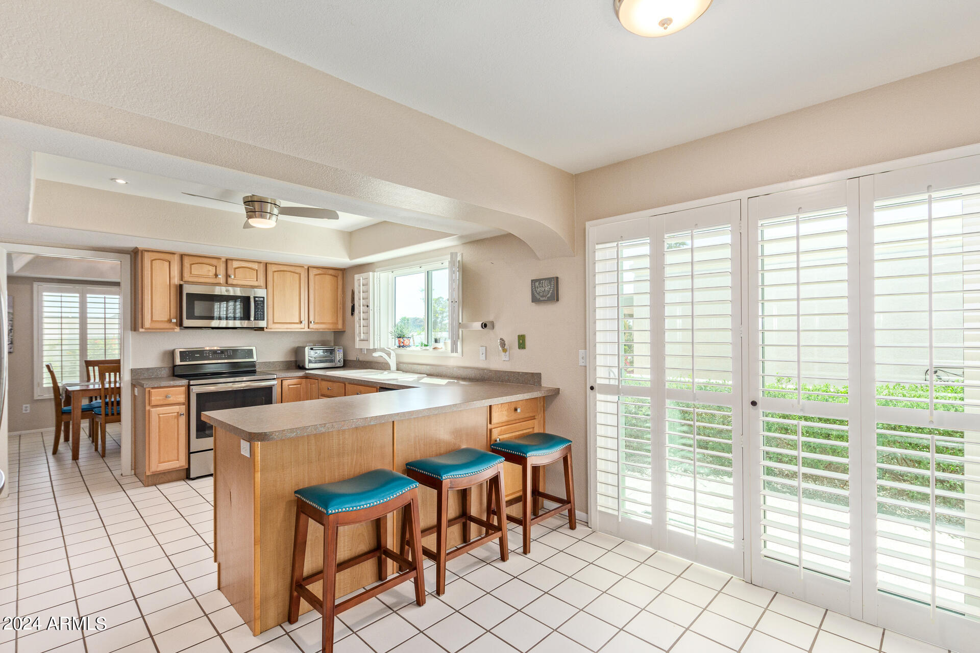 1321 East Winged Foot Road Phoenix, AZ 85022 - Photo 15 of 40 18-Winged Foot