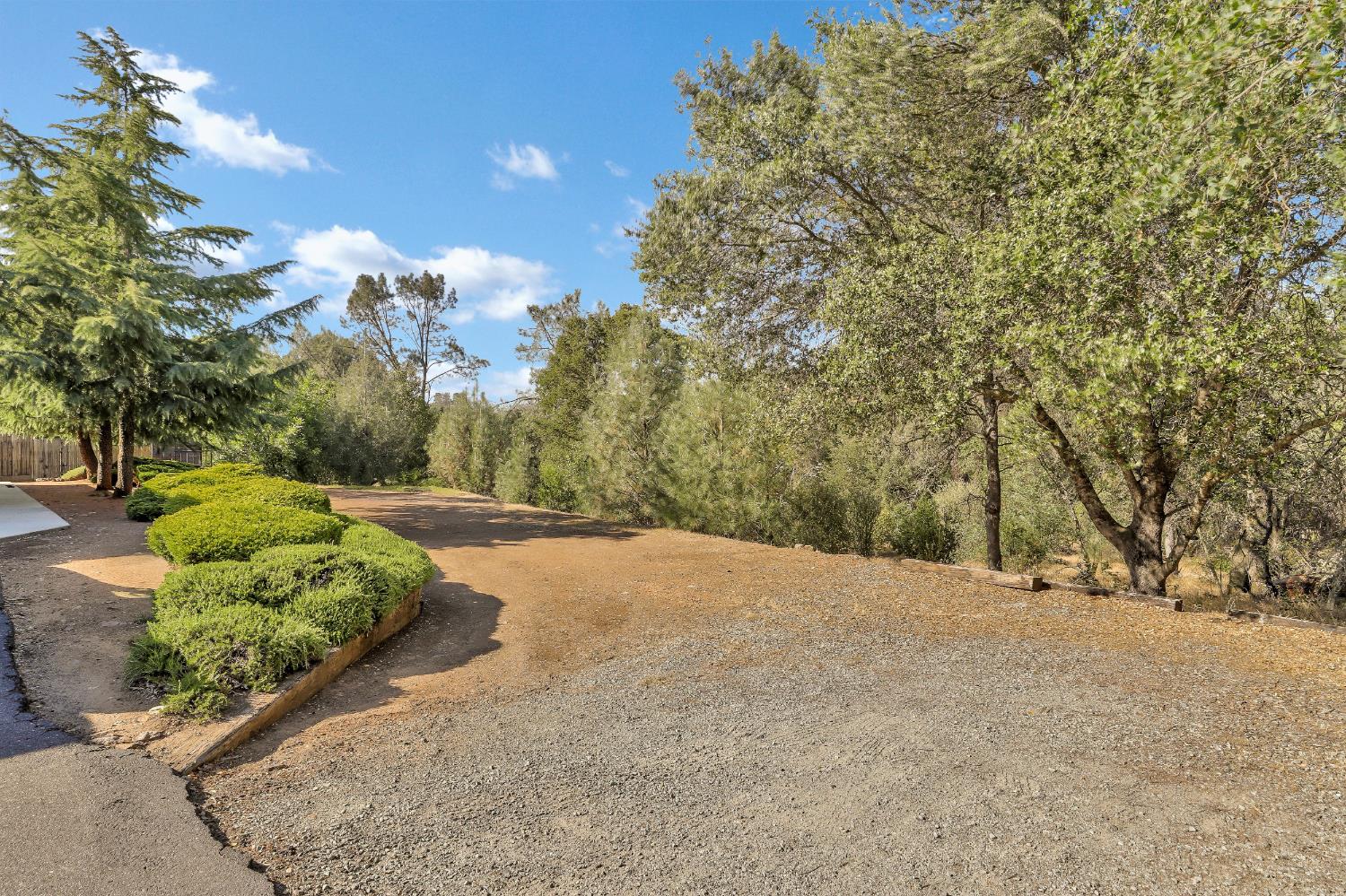 1048 Feather Court Copperopolis, CA 95228 - Photo 5 of 23