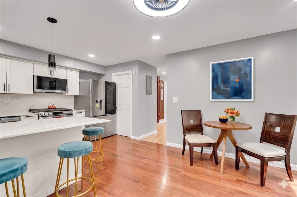 39 Hawthorne Street, Unit 39 Boston, MA 02119 - Photo 8 of 37