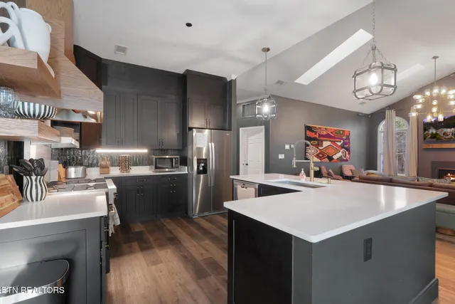 $2,474,900 | 1887 Bluff Mountain Road, Sevierville, TN 37876