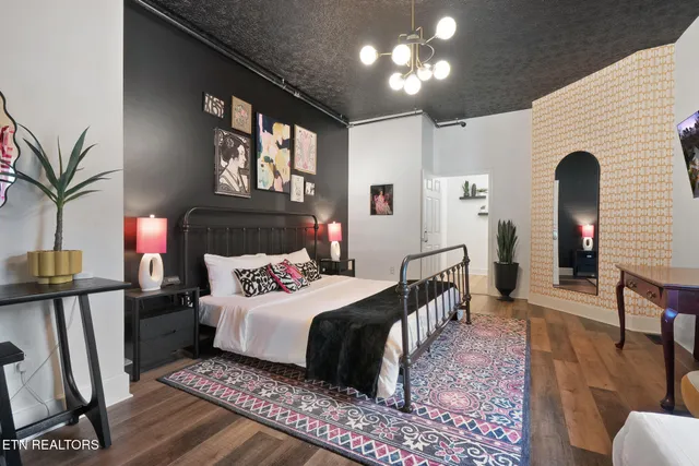 $2,474,900 | 1887 Bluff Mountain Road, Sevierville, TN 37876