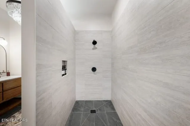 $2,474,900 | 1887 Bluff Mountain Road, Sevierville, TN 37876