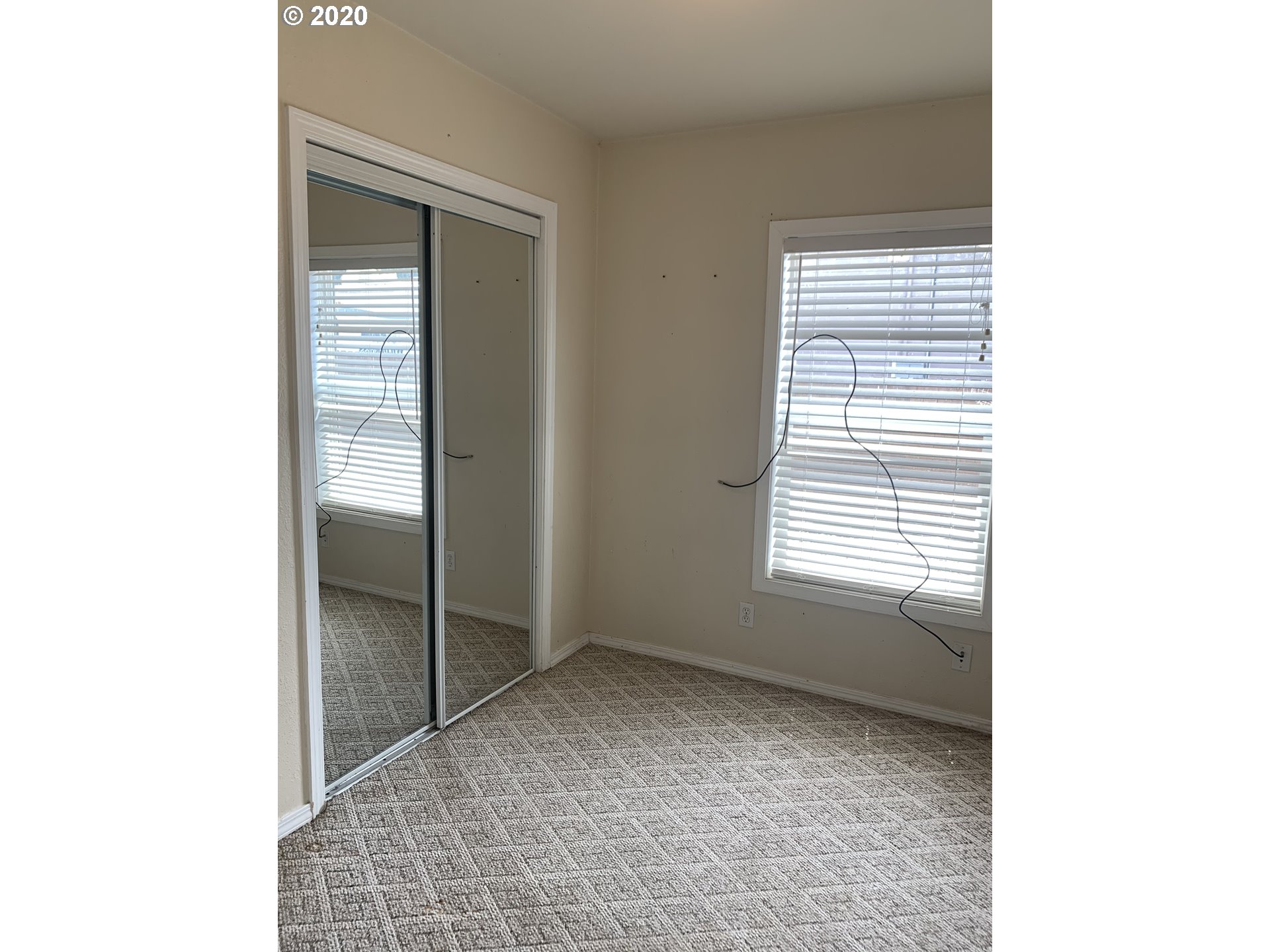 475 East 2nd Avenue Riddle, OR 97469 - Photo 9 of 21