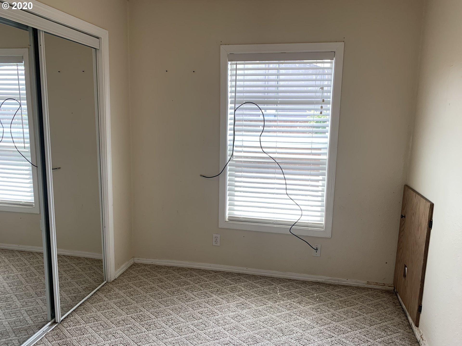 475 East 2nd Avenue Riddle, OR 97469 - Photo 10 of 21