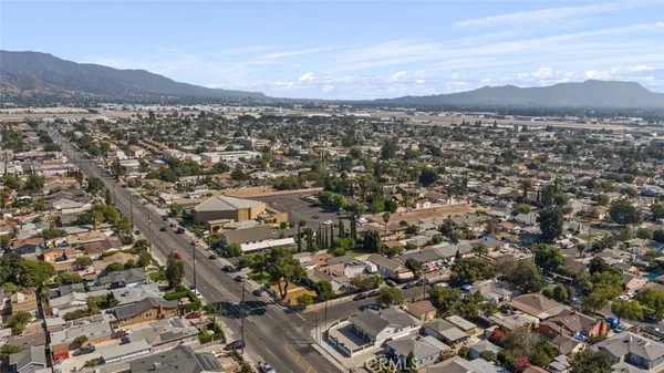 $4,300 | 11200 Saticoy Street, Sun Valley, CA 91352