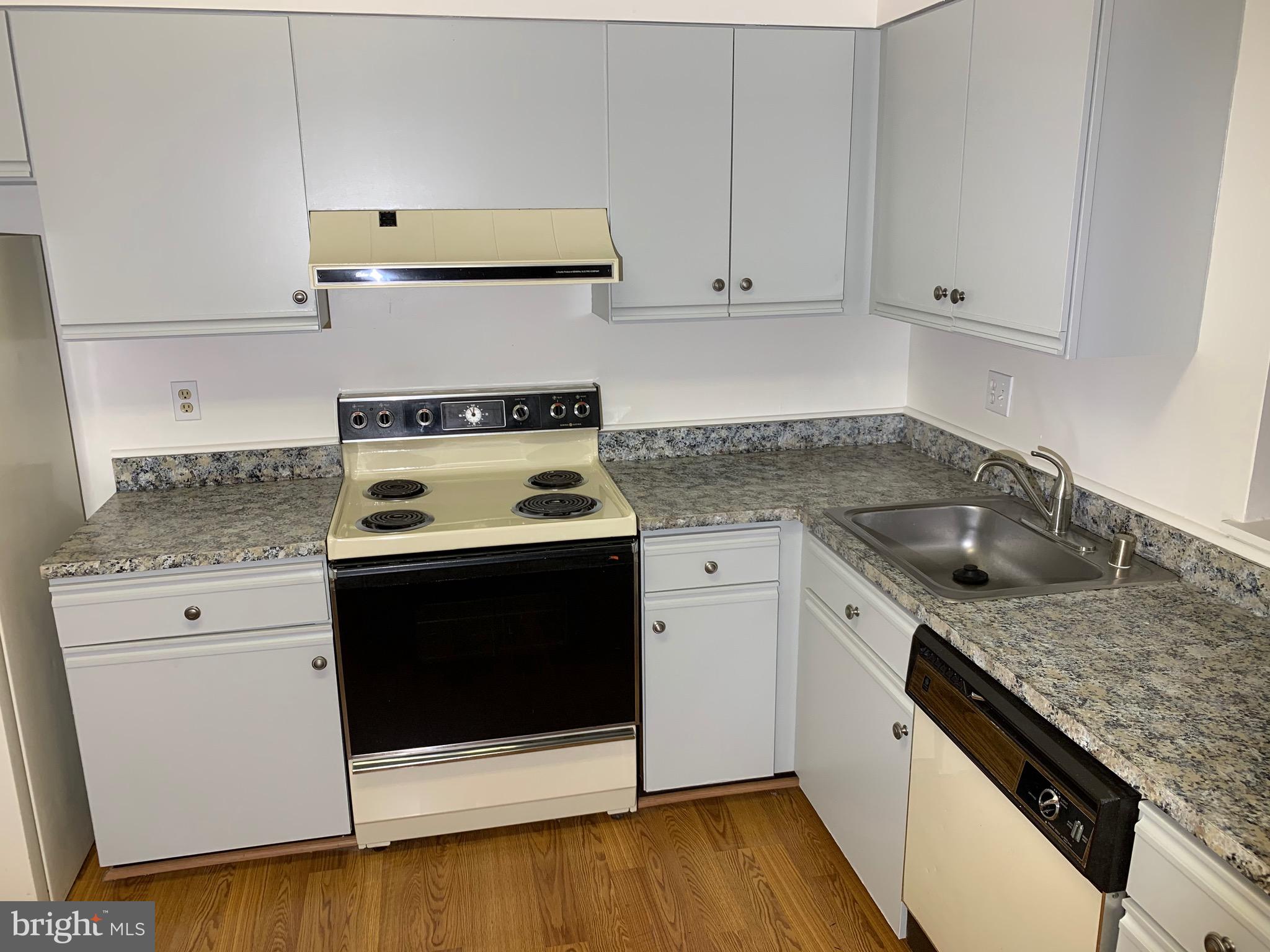 6946 Rockfield Road Baltimore, MD 21244 - Photo 18 of 66