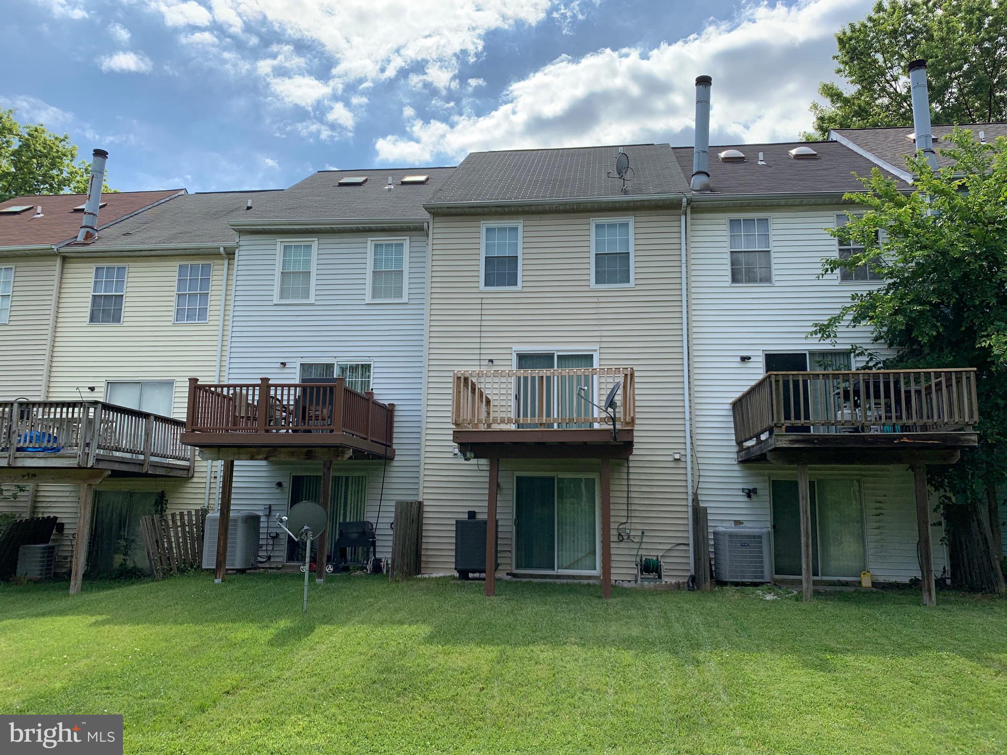 6946 Rockfield Road Baltimore, MD 21244 - Photo 6 of 66