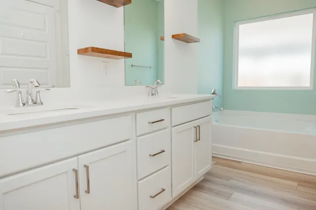 $2,295 | 233 Lyla Lane, Crestview, FL 32539