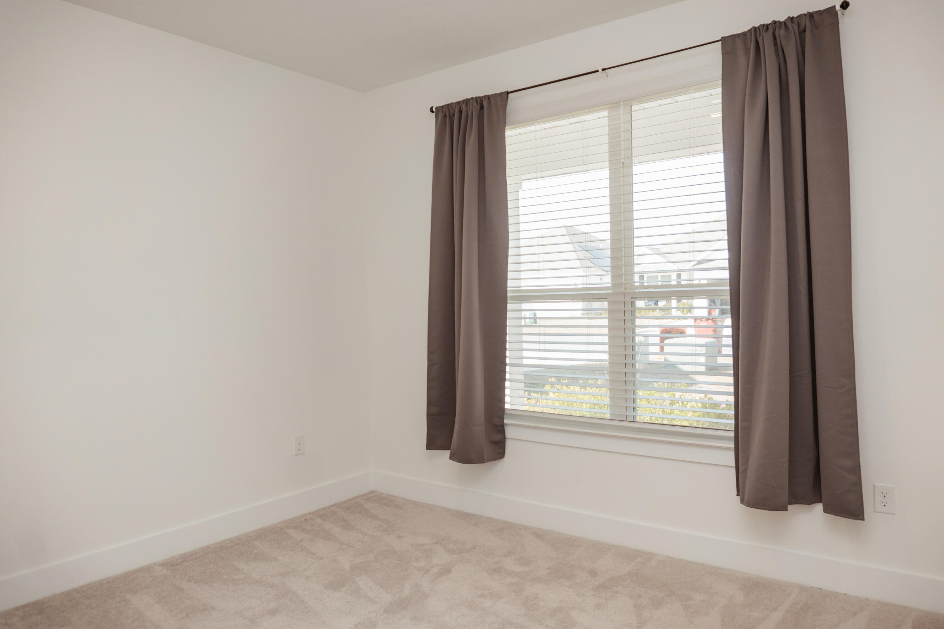 233 Lyla Lane Crestview, FL 32539 - Photo 25 of 33 Lyla233-6