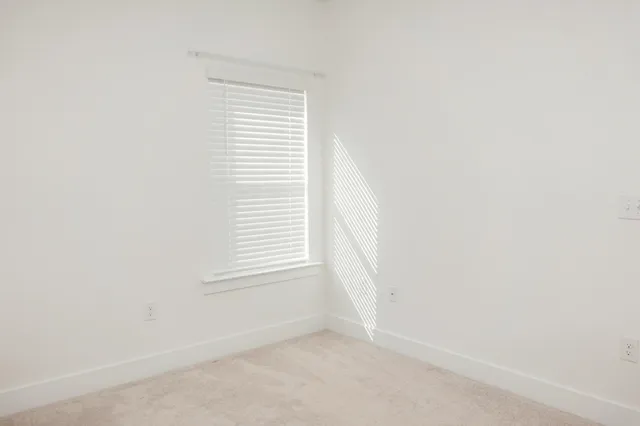 $2,295 | 233 Lyla Lane, Crestview, FL 32539