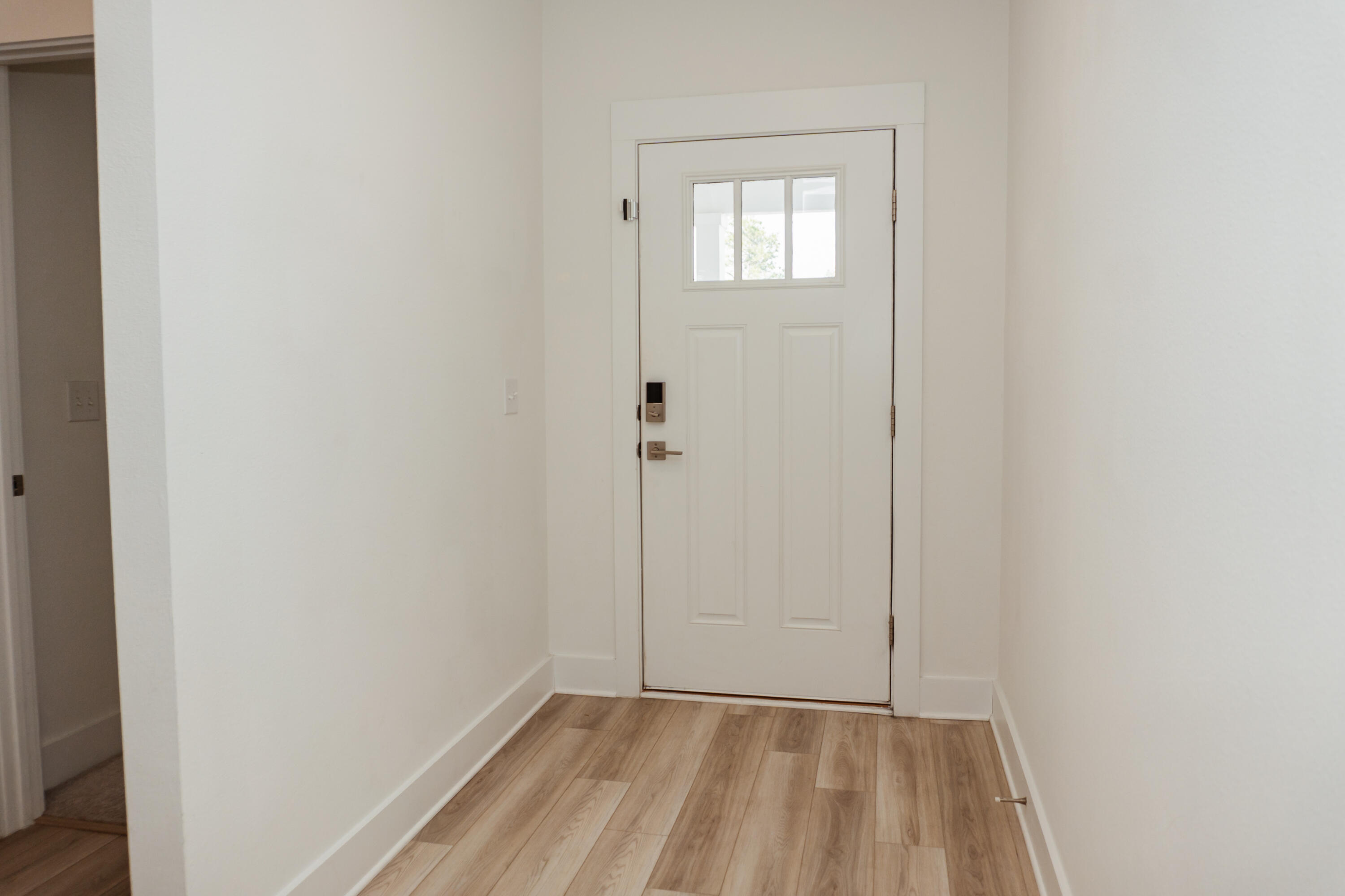 233 Lyla Lane Crestview, FL 32539 - Photo 4 of 33 Lyla233-15