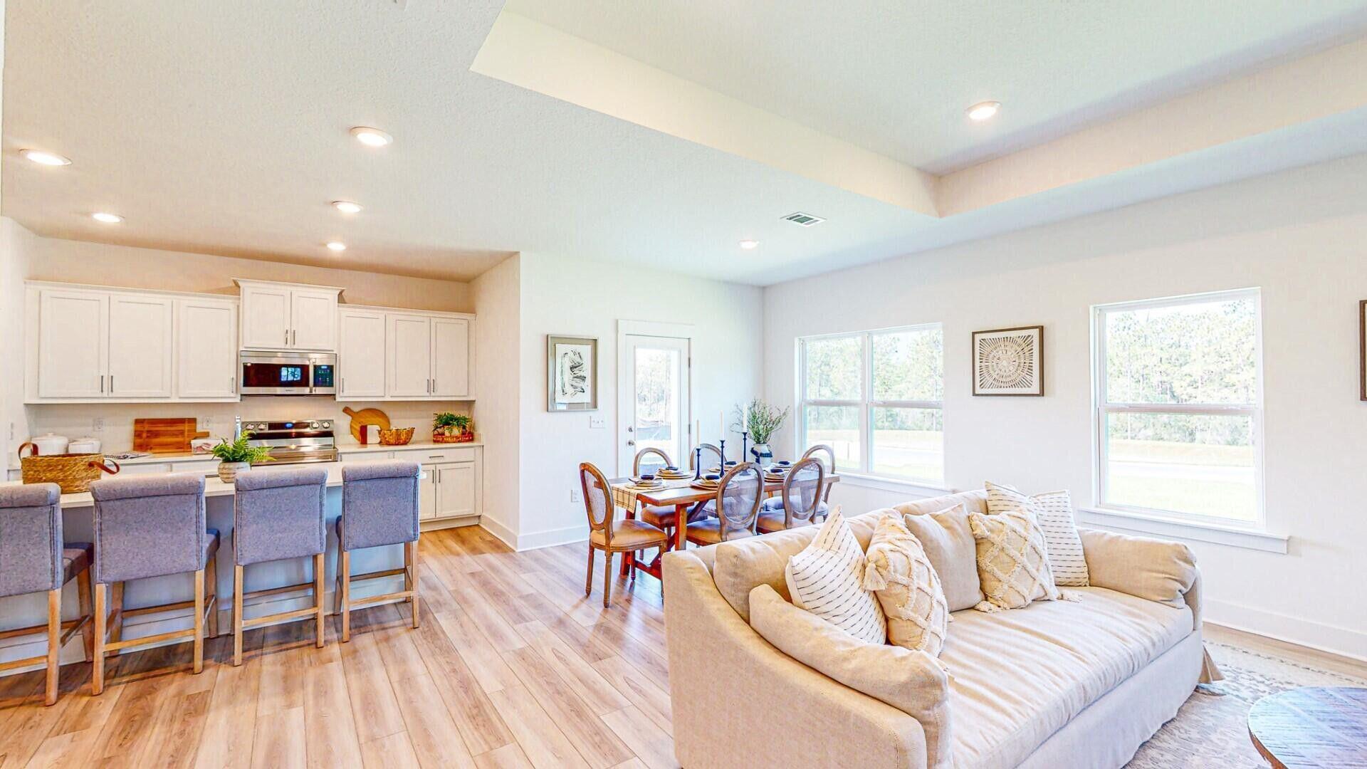 233 Lyla Lane Crestview, FL 32539 - Photo 7 of 24 20231031133816568658000000-o