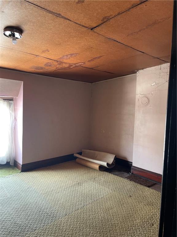 832 Thompson Avenue Donora, PA 15033 - Photo 24 of 34