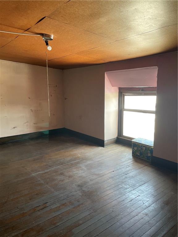 832 Thompson Avenue Donora, PA 15033 - Photo 27 of 34