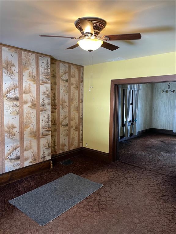 832 Thompson Avenue Donora, PA 15033 - Photo 5 of 34