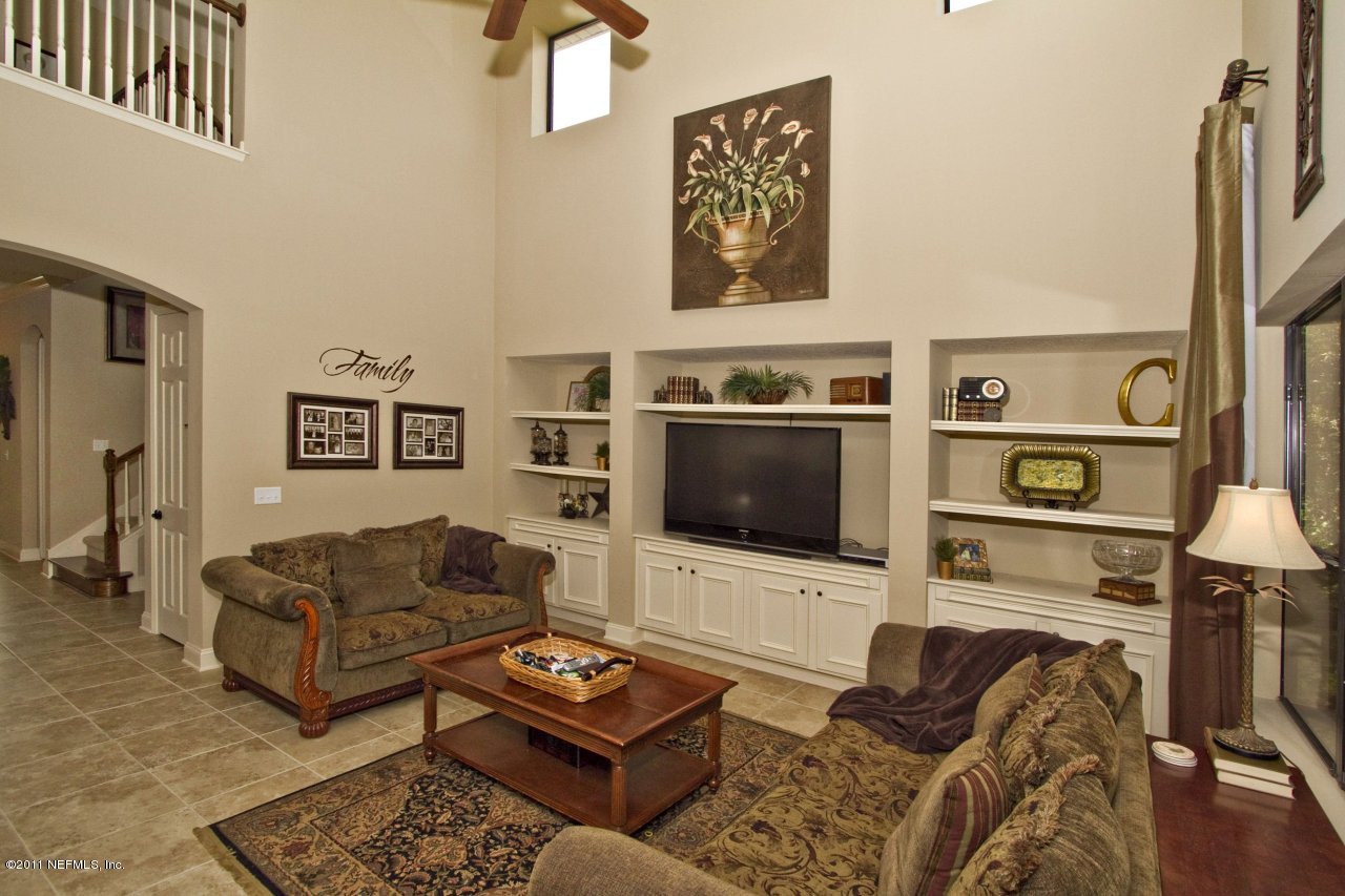 640 Porta Rosa Circle St. Augustine, FL 32092 - Photo 3 of 26 Family Room