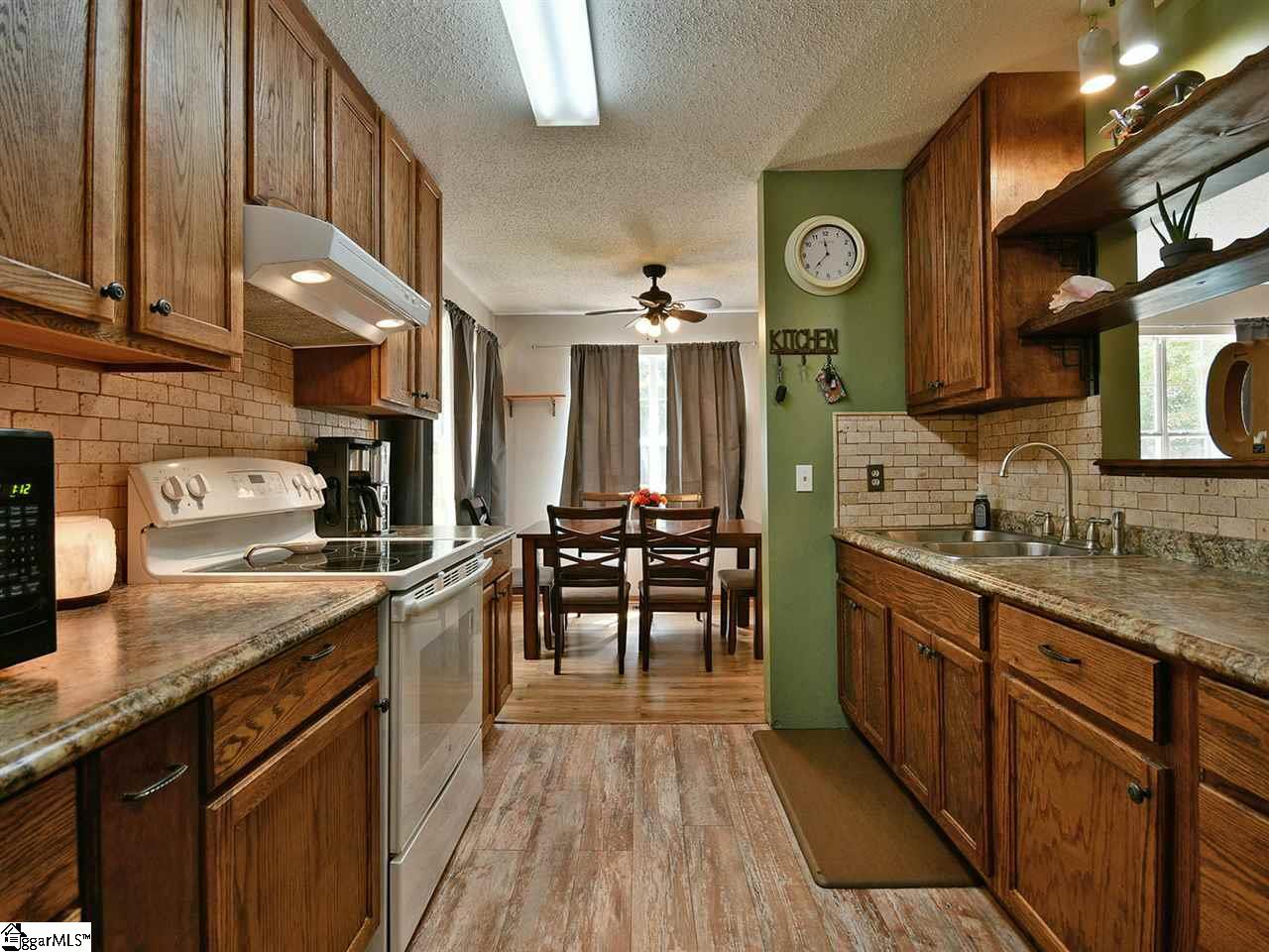 238 Jacqueline Road Piedmont, SC 29673 - Photo 14 of 33 Gallery Image 14