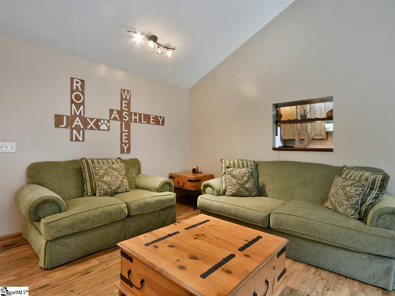 238 Jacqueline Road Piedmont, SC 29673 - Photo 3 of 33 Gallery Image 3