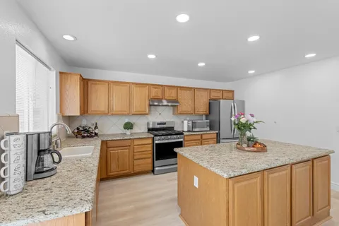 $829,000 | 2521 Glenview Drive, Hollister, CA 95023