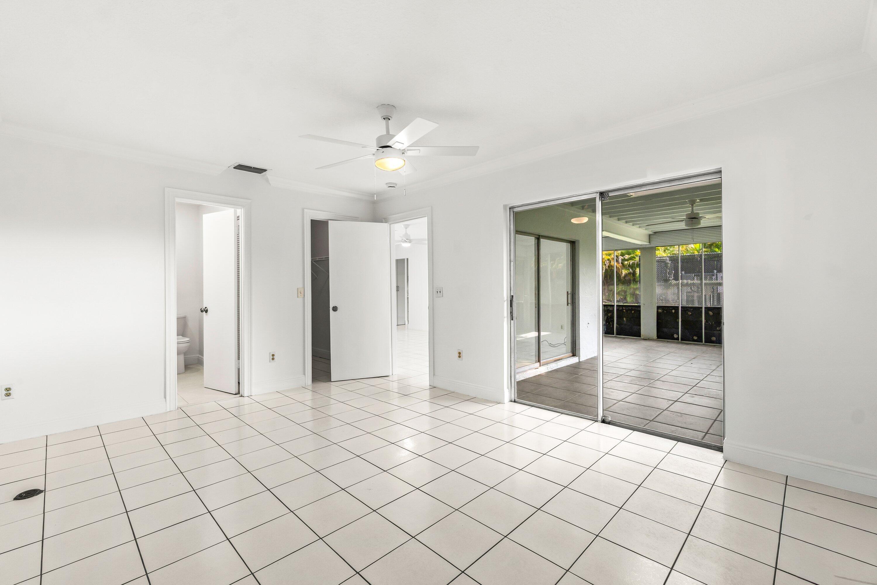 9162 Southwest 5th Street, Unit A Boca Raton, FL 33428 - Photo 18 of 36 022-9162Southwest5thStreet-A-BocaRaton-F