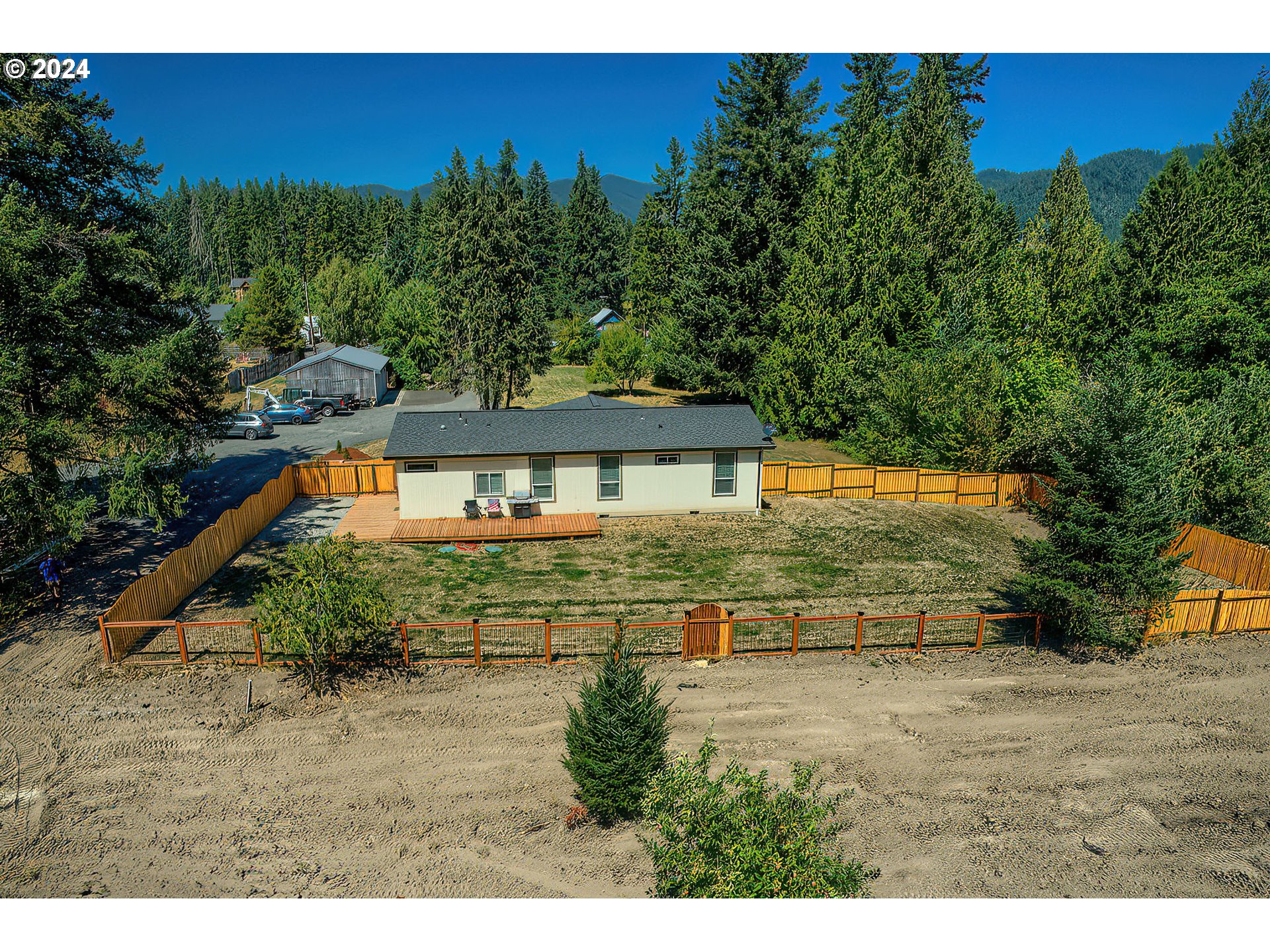303 Brooks Road Carson, WA 98610 - Photo 18 of 21 Gallery Image 18