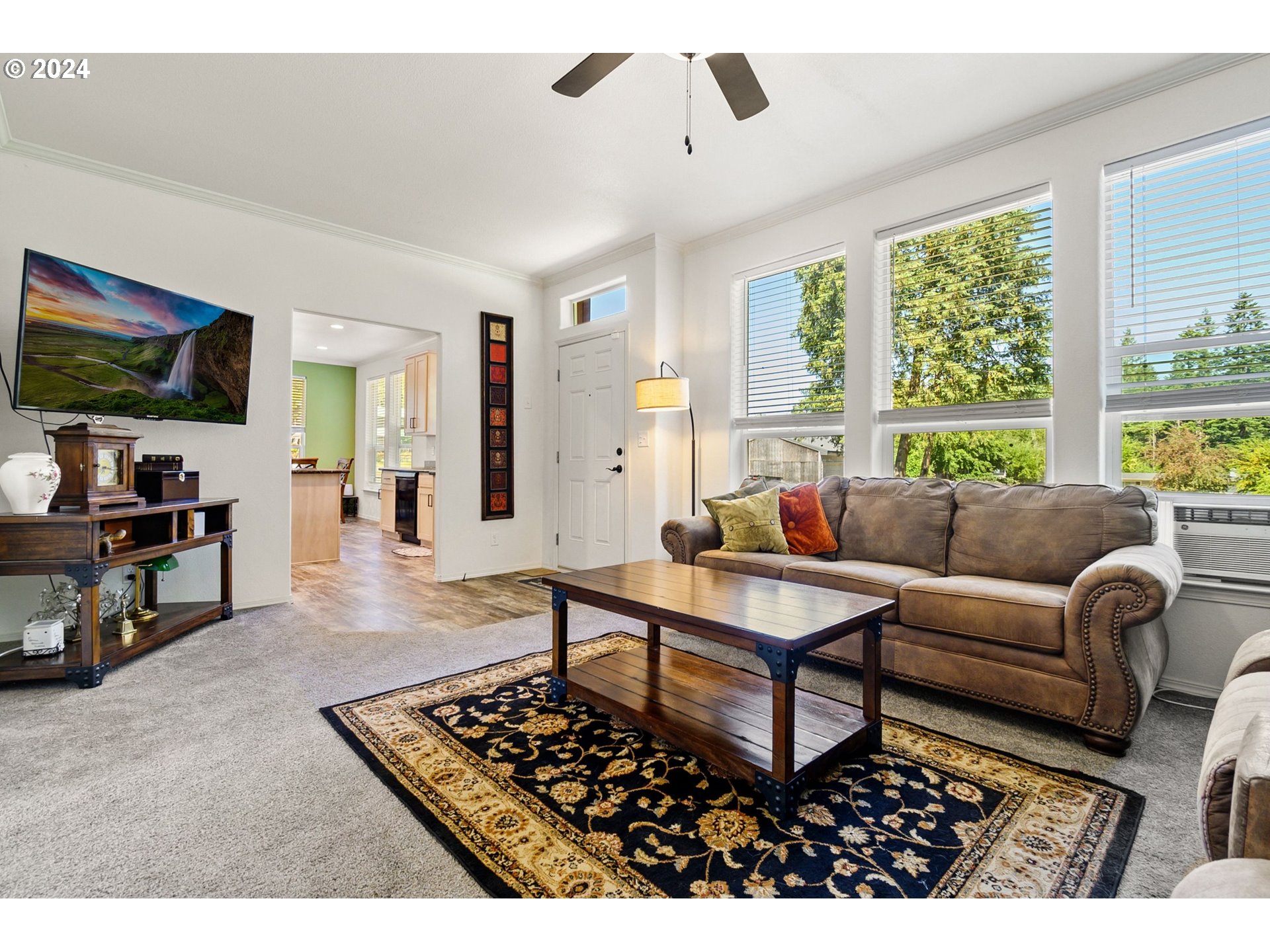 303 Brooks Road Carson, WA 98610 - Photo 5 of 21 Gallery Image 5