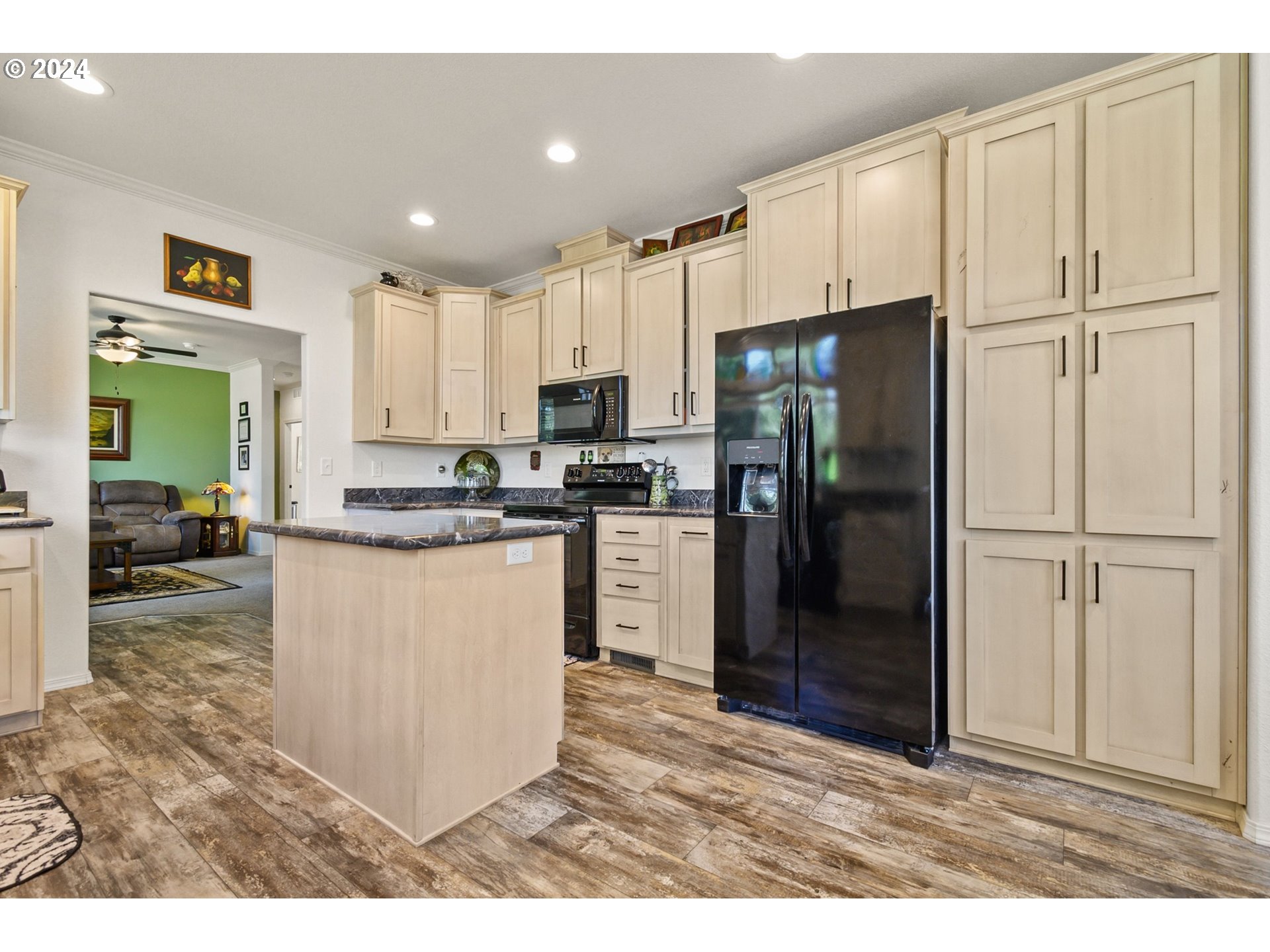 303 Brooks Road Carson, WA 98610 - Photo 8 of 21 Gallery Image 8