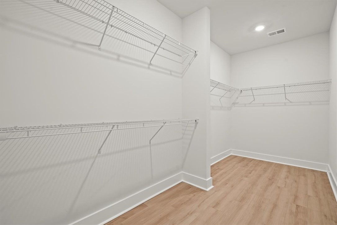 513 Grasshopper Court Anderson, SC 29621 - Photo 17 of 39 Primary closet