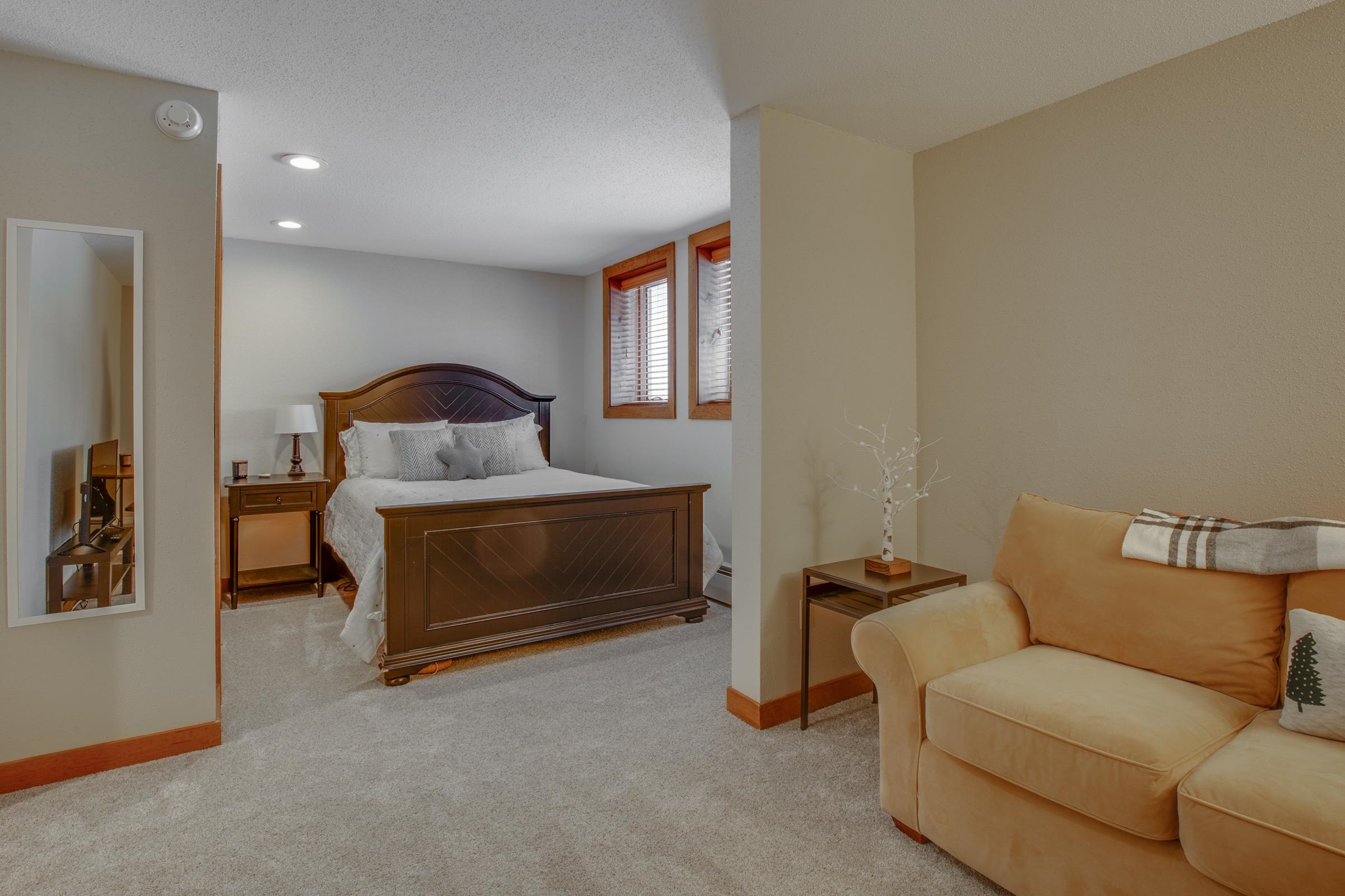 45 Timberline Road North, Unit B2 Killington, VT 05751 - Photo 15 of 27 Gallery Image 15