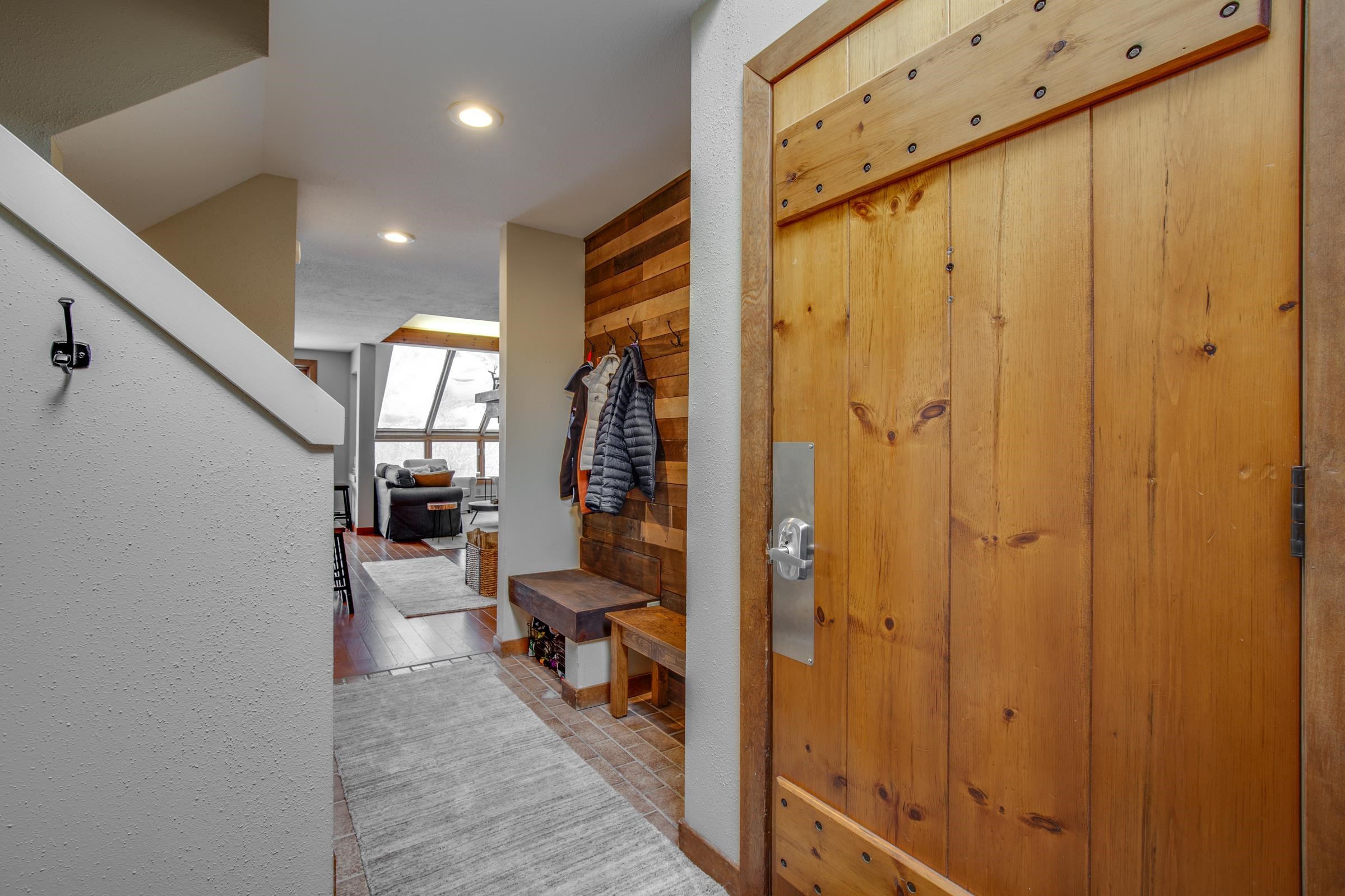 45 Timberline Road North, Unit B2 Killington, VT 05751 - Photo 4 of 27 Gallery Image 4