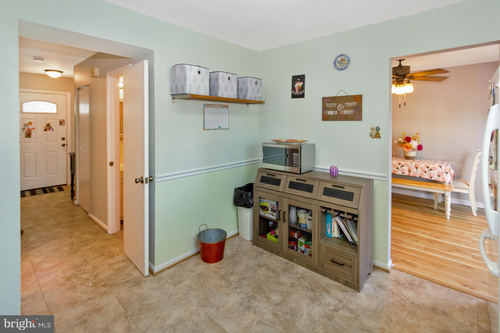 2621 Tabiona Circle Silver Spring, MD 20906 - Photo 11 of 25 Kitchen