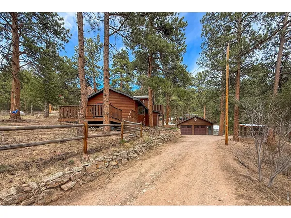 $549,000 | 34 Cedar Drive, Lyons, CO 80540