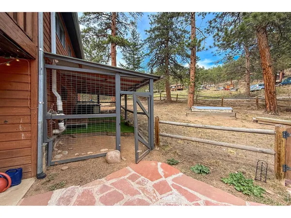 $549,000 | 34 Cedar Drive, Lyons, CO 80540