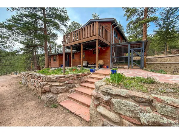 $549,000 | 34 Cedar Drive, Lyons, CO 80540