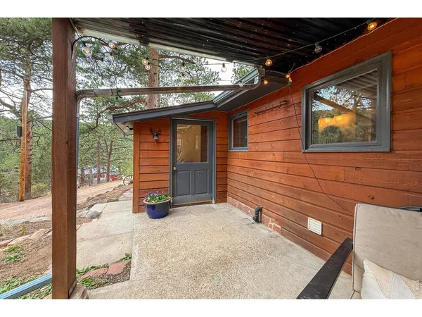 $549,000 | 34 Cedar Drive, Lyons, CO 80540